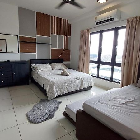Adore Homestay@Emira Seksyen 13 Shah Alam, Msu, Stadium, Aeon Mall Extérieur photo